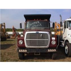 FORD 9000 T/A WATER TRUCK, S/N U91UVCB0540 29