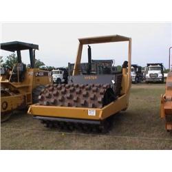 HYSTER C612B PADFOOT ROLLER, S/N 8071C510 72"
