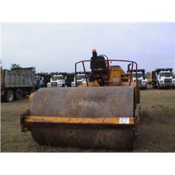 INGERSOLL-RAND SP-54 VIBRATORY ROLLER, S/N CL