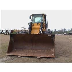 JOHN DEERE TC54H RUBBER TIRED LOADER, S/N 567