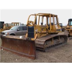 KOMATSU D58P CRAWLER TRACTOR, S/N 81668 (99YR