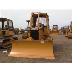 CAT D4C XL CRAWLER TRACTOR, S/N 8CS00504 (88Y