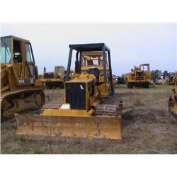 KOMATSU D20P CRAWLER TRACTOR, S/N 52470 6 WAY