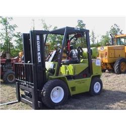 CLARK GPX-40 FORKLIFT, S/N 4109330GE 7,000# C