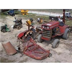 MASSEY FERGUSON 14 GARDEN TRACTOR, S/N 007394