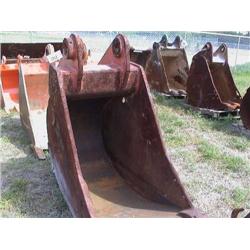 30" HOE BUCKET, FITS CAT 322