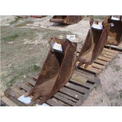 12" HOE BUCKET, FITS JD 310