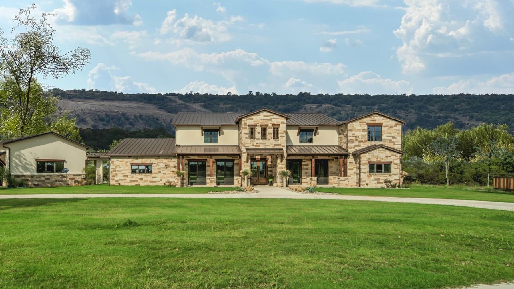 1011 Ranger Ridge RANGER RIDGE: 5-Day/4-Night Stay for Eight (8) Guests at the Exclusive ...
