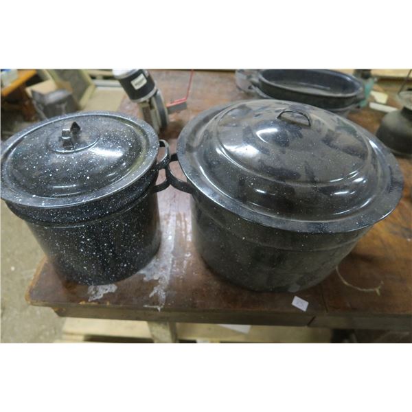 2 enamelware pots with lids