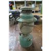 Image 1 : vintage Coleman lamp
