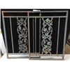 Image 2 : 2 piece Vintage Iron Gate (Size of each gate: 24.5" x 33")