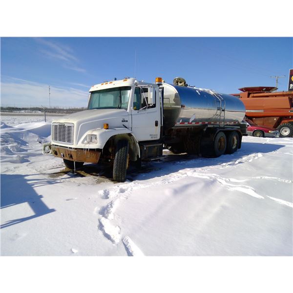 1995 Freightliner Fl80 NON-POTABLE WATER TANK sk reg has key VIN 1FVXJJB4TL669524 RAN WHEN PARKED IN