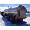 Image 4 : 1995 Freightliner Fl80 NON-POTABLE WATER TANK sk reg has key VIN 1FVXJJB4TL669524 RAN WHEN PARKED IN