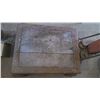 Image 2 : Antique Platform Scale
