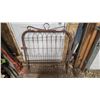 Image 1 : Vintage metal gate - 3ft 3"H x 35"W