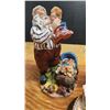 Image 3 : 2 Santa figurines & small light up church