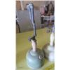 Image 2 : 3 vintage coleman oil lamps