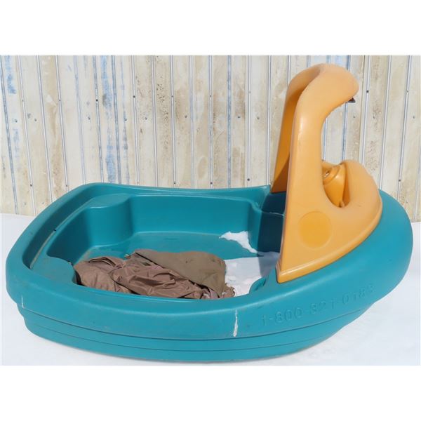 Tiny Tikes Boat (5ft x 4ft x 3.5ft)