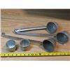 Image 1 : 3 Aluminum measuring ladles + 3 tin cups