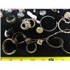 Image 3 : Lot of assorted costume jewelry