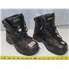 Image 1 : Pair of Dakota T-max insulated steel toed work boots - size: 8