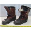 Image 2 : Pair of Vibram Gumlite boots - size: 9.5