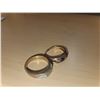 Image 2 : 2 GOLD COLOURED RINGS - UNKNOWN SIZE, JEWELS (SEE PHOTOS)