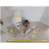 Image 1 : 3 vases & 2 cystal pieces