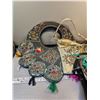 Image 7 : Large lot of purses and bags