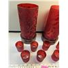 Image 2 : Matching tealight/votive holders, red velvety detail