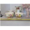 Image 2 : doll on stand + 4 bowls and pitcher