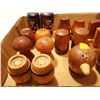 Image 4 : Wooden theme salt & pepper shakers