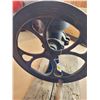 Image 2 : cast iron feed mix mill - 16" wheel, #2 size