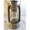 Image 4 : Tall Barn Latern - Excellent