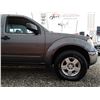 Image 34 : F1 --  2008 NISSAN FRONTIER CREW CAB 4X4, Grey, 195,045 Miles