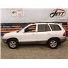 Image 49 : F6 --  2004 HYUNDAI SANTA FE GL, White, 253865 KM