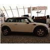 Image 21 : C6C --  2010 MINI COOPER, White, 136250 KM