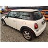 Image 42 : C6C --  2010 MINI COOPER, White, 136250 KM