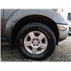 Image 33 : F1 --  2008 NISSAN FRONTIER CREW CAB 4X4, Grey, 195,045 Miles