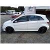 Image 22 : F2 --  2011 MERCEDES B200, White, 276604 KM