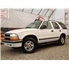 Image 1 : A2 --  1998 CHEVROLET BLAZER 4X4, White, 201579 KM