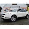 Image 1 : E6 --  2010 CHEVROLET TRAVERSE LT AWD, White, 208336 KM