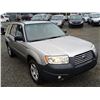 Image 8 : H6 --  2006 SUBARU FORESTER AWD, Silver, 205066 KM