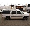 Image 13 : E1 --  2001 CHEVROLET SUBURBAN 2500 4X4 , White, 277367 KM