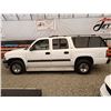 Image 25 : E1 --  2001 CHEVROLET SUBURBAN 2500 4X4 , White, 277367 KM