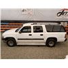 Image 26 : E1 --  2001 CHEVROLET SUBURBAN 2500 4X4 , White, 277367 KM
