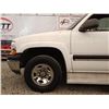 Image 34 : E1 --  2001 CHEVROLET SUBURBAN 2500 4X4 , White, 277367 KM