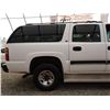 Image 44 : E1 --  2001 CHEVROLET SUBURBAN 2500 4X4 , White, 277367 KM