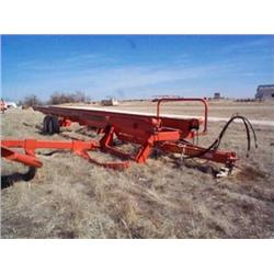 Round bale stacker
