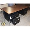 Image 2 : 60" X 30" 4 DRAWER METAL OFFICE DESK